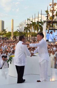 Historische ondertekening vredesakkoord FARC – regering Colombia