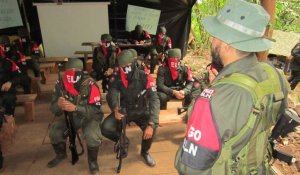 Colombiaanse leger zet vredesonderhandeling ELN onder druk